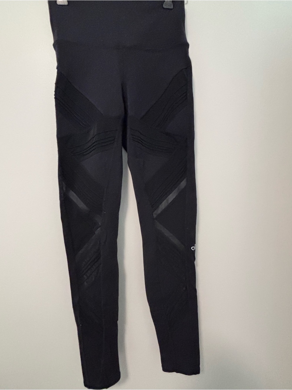 ALO Yoga Black Leggings with Mesh & Textured Panels
